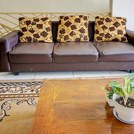 Oyo 91707 Jannah Homestay Syariah Dau Exterior photo